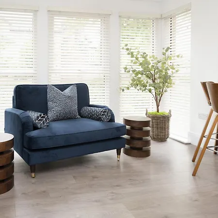 Sixtytwo By Serviced *