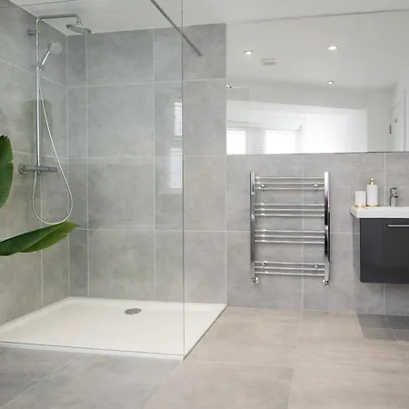 アパート Sixtytwo By Serviced